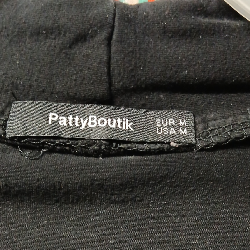PattyBoutik Black Square Neck Top with Button Accents, Size M - Picture 10 of 12